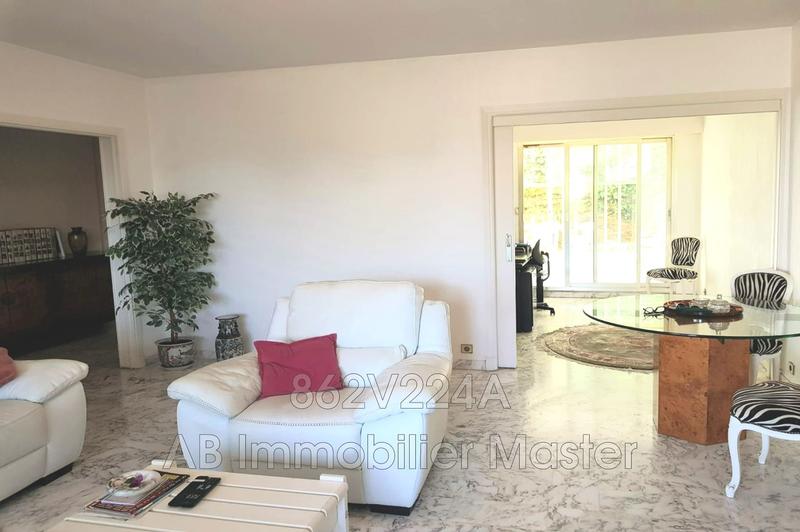 Appartement - 86 m² - 4 pièces