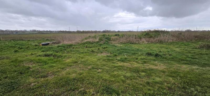 Grange - 300 m² - 4 pièces