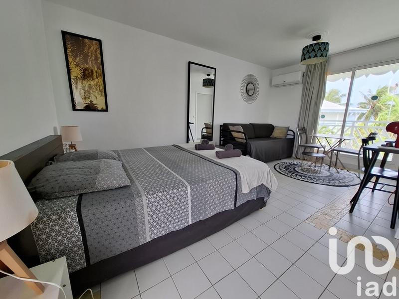 Studio - 25 m² - 1 pièce