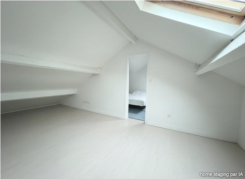 Maison - 140 m² - 8 pièces