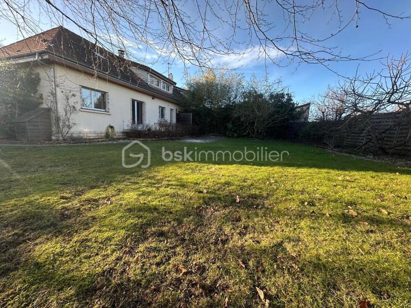 Maison - 165 m² - 6 pièces