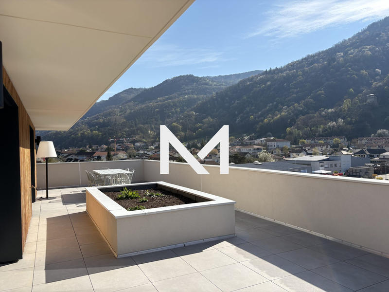 Appartement - 116 m² - 5 pièces