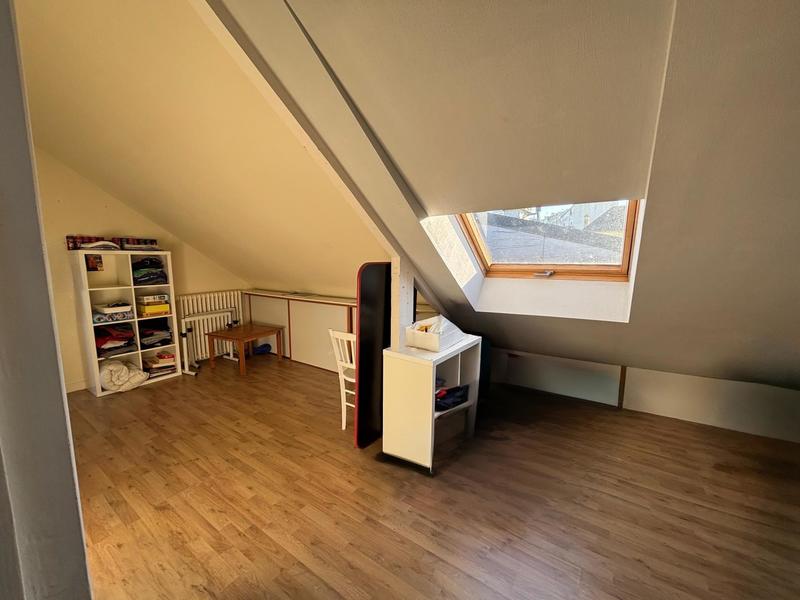 Maison - 95 m² - 6 pièces