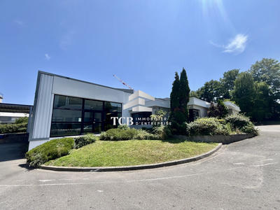 Local d'activités - 850 m²