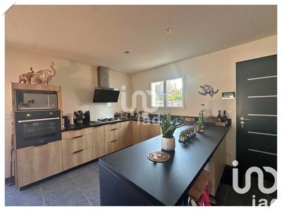 Maison - 81 m² - 4 pièces