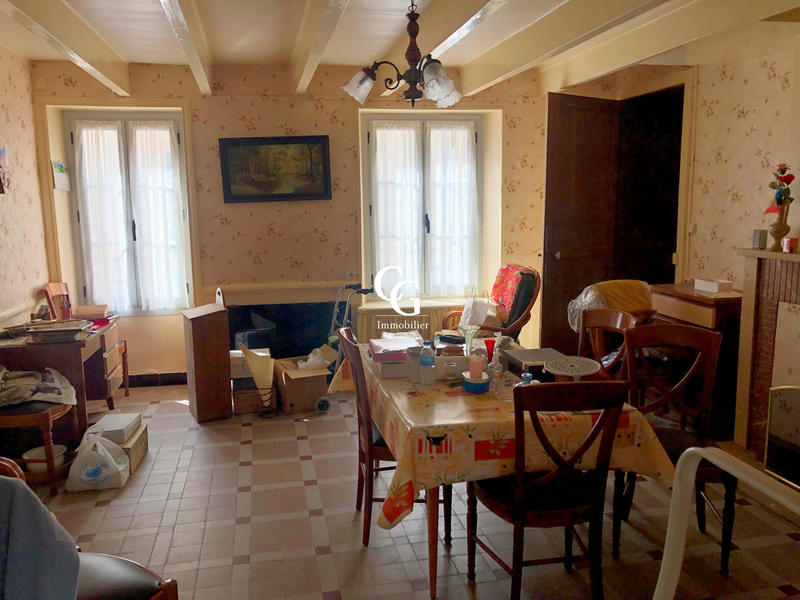 Maison ancienne - 242 m² - 11 pièces