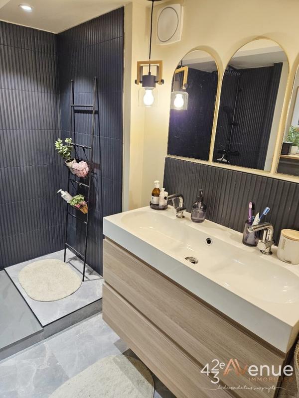 Maison - 152 m² - 6 pièces