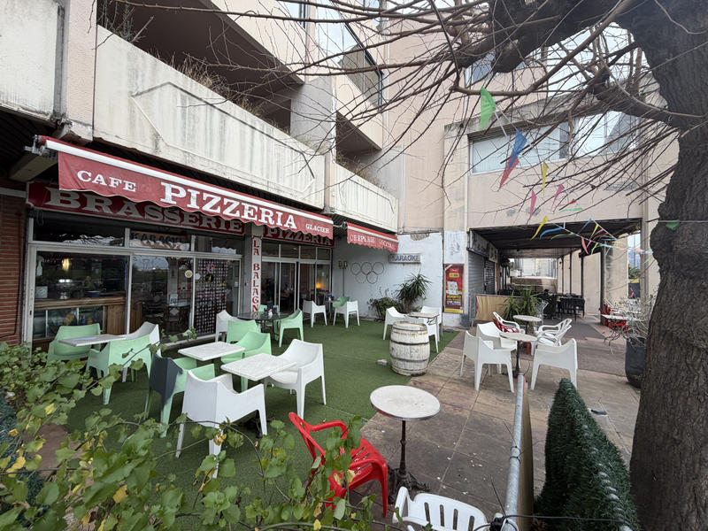 Fonds de commerce - Magasins - 145 m²