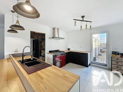 Maison - 103 m² - 4 pièces
