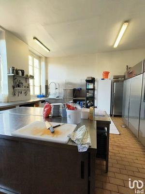 Local commercial - 200 m²