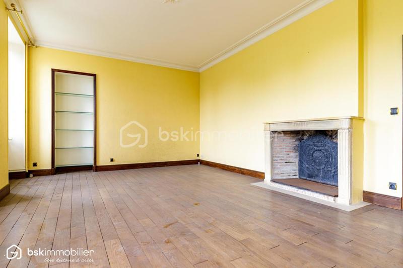 Demeure - 326 m² - 9 pièces