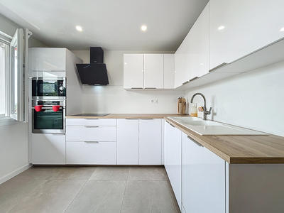 Appartement - 75 m² - 4 pièces