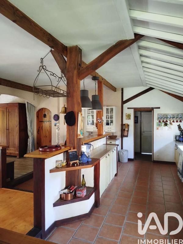 Maison de village - 186 m² - 6 pièces