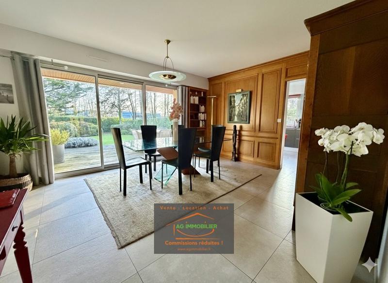 Maison - 180 m² - 7 pièces