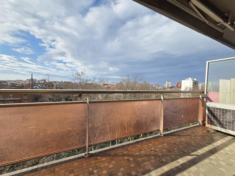 Appartement ancien - 66 m² - 3 pièces