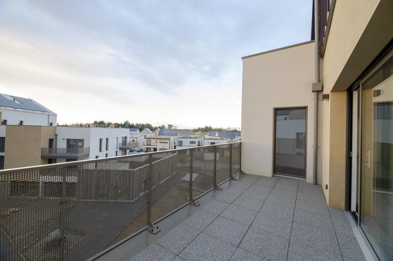 Appartement - 93 m² - 4 pièces