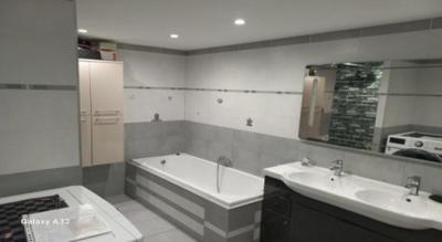 Maison - 150 m² - 4 pièces