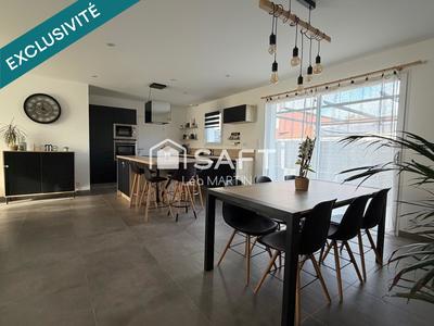 Maison - 90 m² - 5 pièces