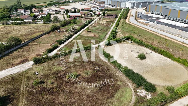 Terrain de loisirs - 30 000 m²