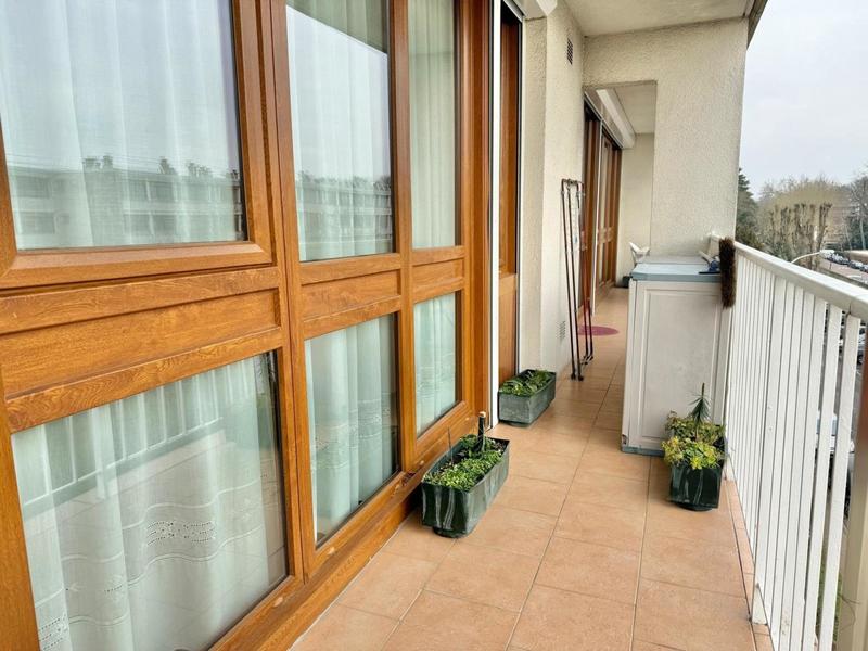 Appartement - 75 m² - 4 pièces