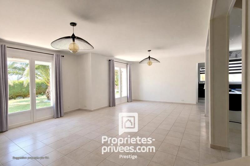 Demeure - 196 m² - 6 pièces