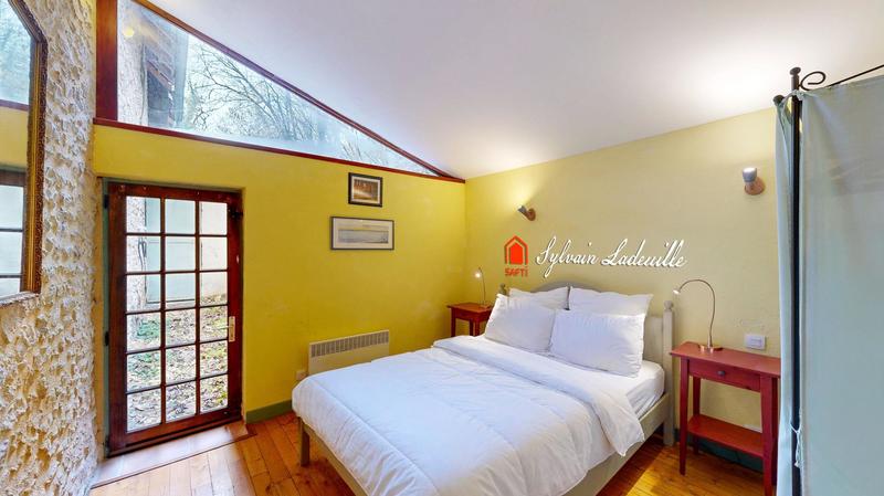 Maison - 135 m² - 6 pièces