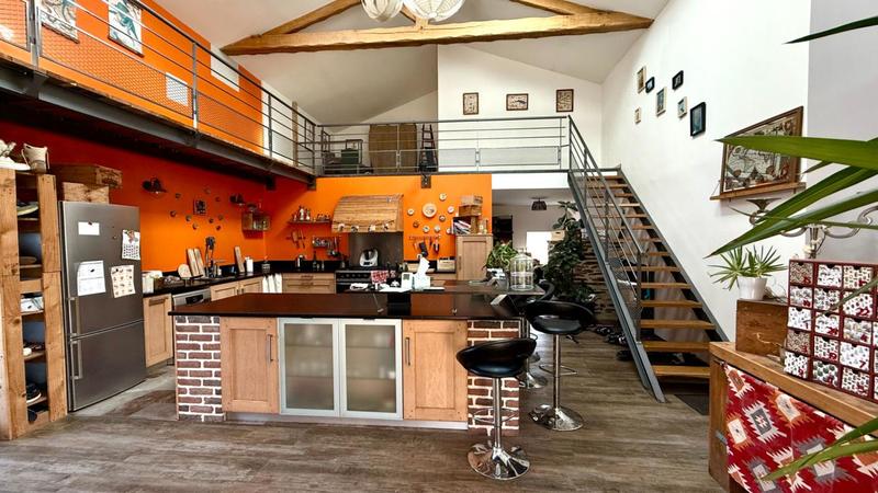 Maison - 195 m² - 6 pièces