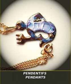 créatrice de bijoux d'émail