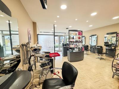 Local commercial - 53 m² - 2 pièces