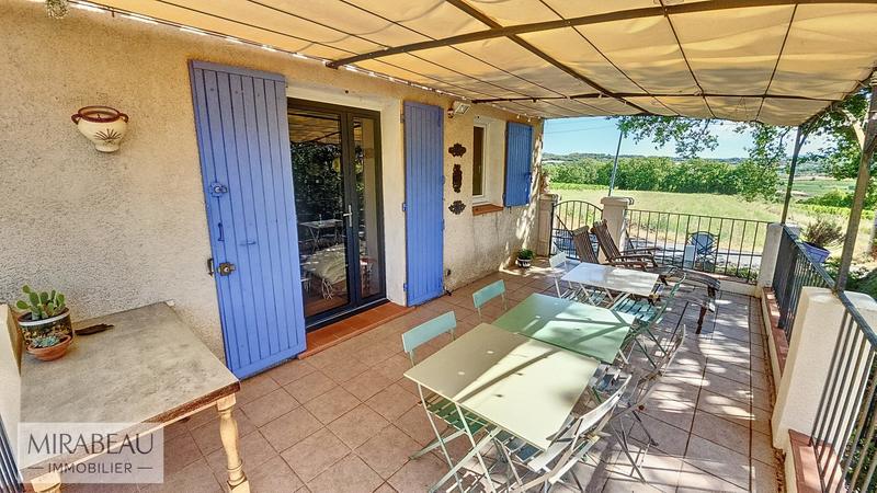 Villa - 180 m² - 8 pièces