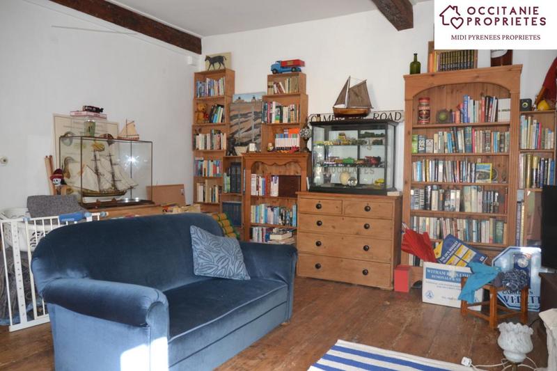 Propriété - 200 m² - 9 pièces