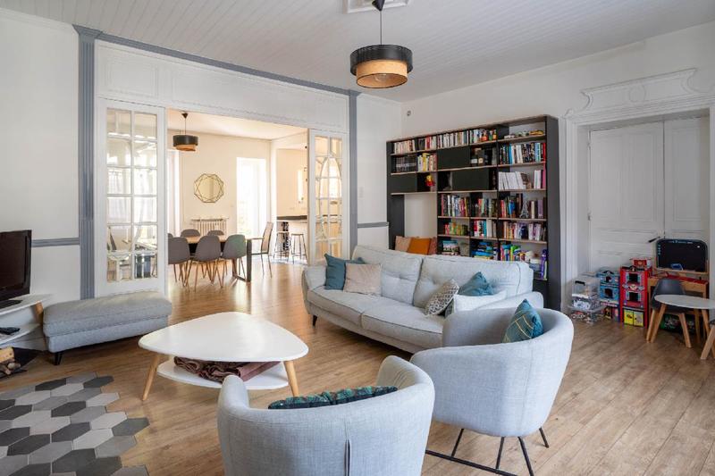 Maison - 200 m² - 6 pièces