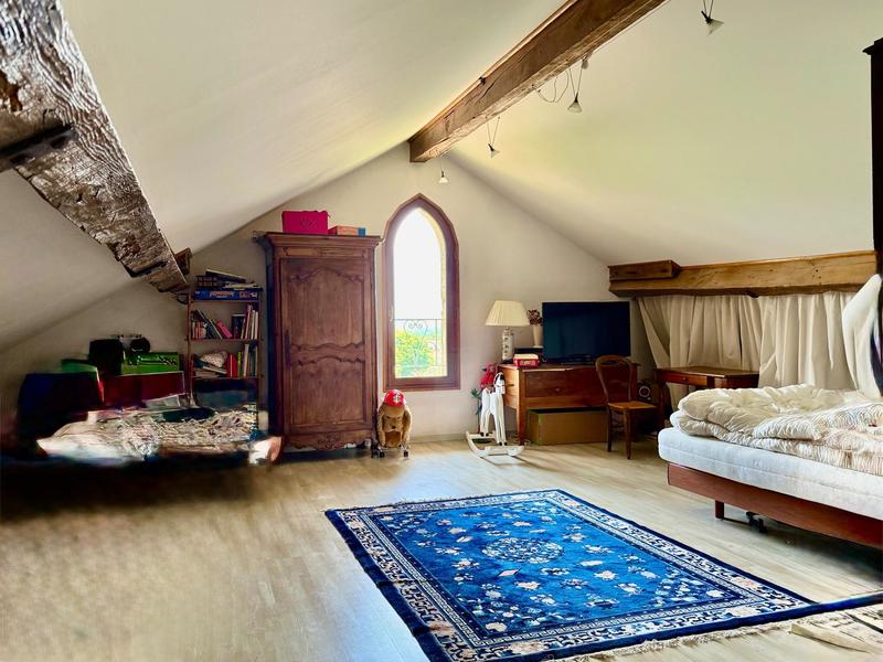 Maison - 195 m² - 8 pièces