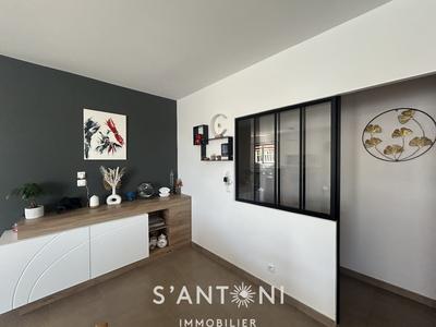 Maison - 84 m² - 4 pièces