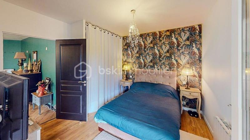 Appartement - 83 m² - 4 pièces