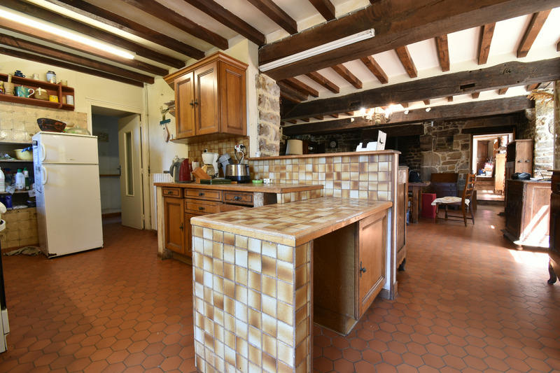 Maison - 258 m² - 10 pièces