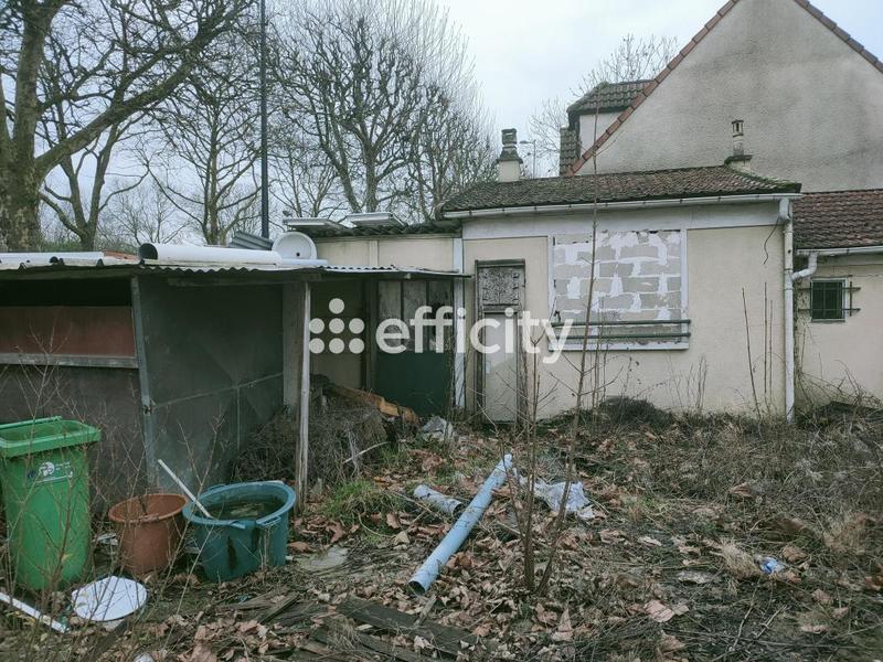 Maison - 97 m² - 5 pièces