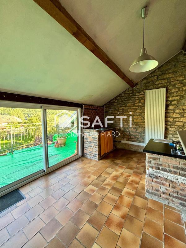 Maison - 85 m² - 6 pièces