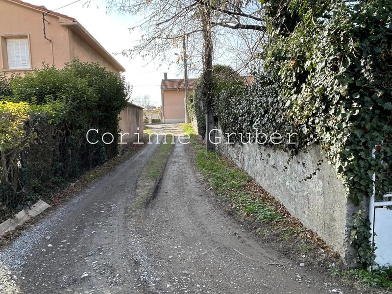 Terrain constructible - 790 m²