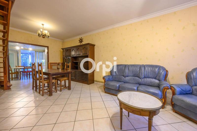 Maison - 96 m² - 4 pièces