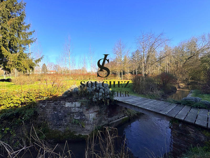 Maison - 250 m² - 8 pièces