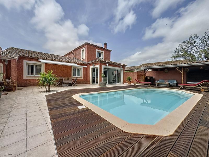 Villa - 190 m² - 8 pièces
