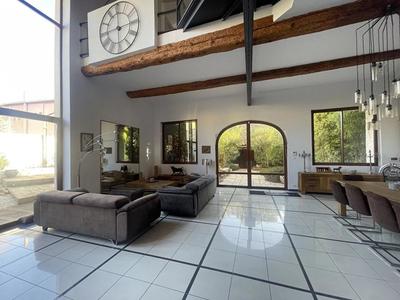 Maison - 180 m² - 6 pièces