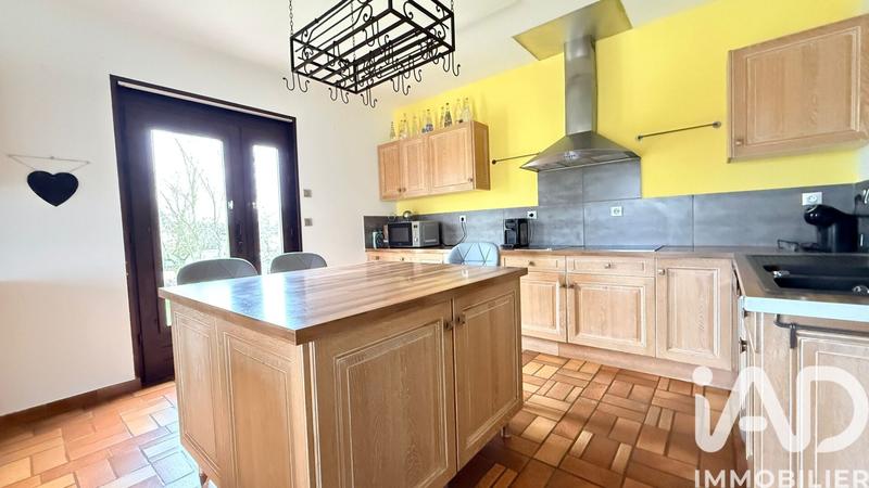 Maison - 358 m² - 11 pièces