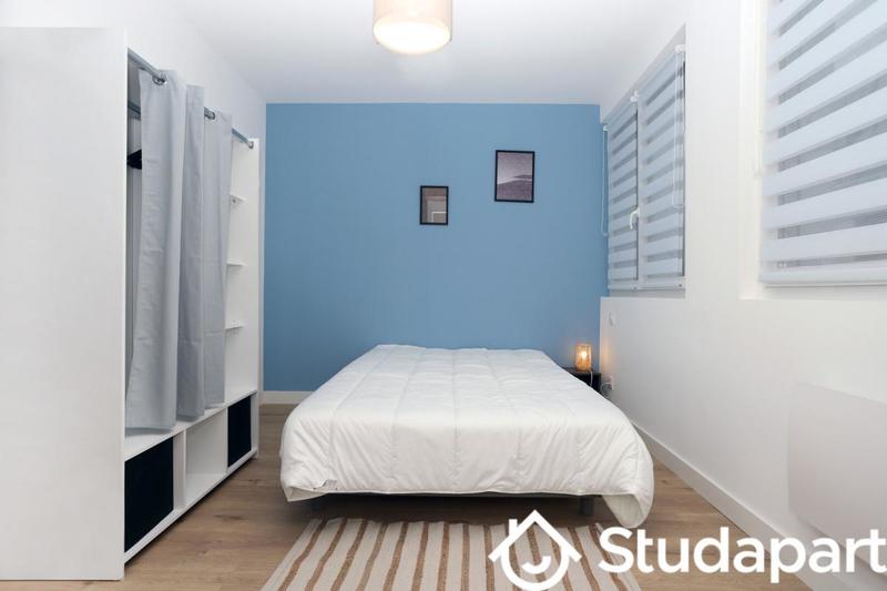 Chambre - 12 m² - 1 pièce