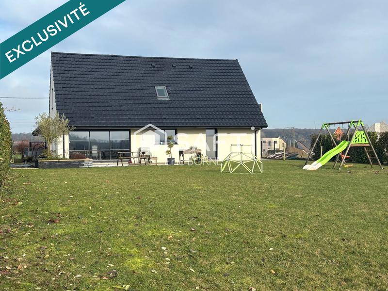 Maison - 212 m² - 8 pièces