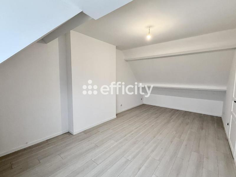 Maison - 181 m² - 6 pièces