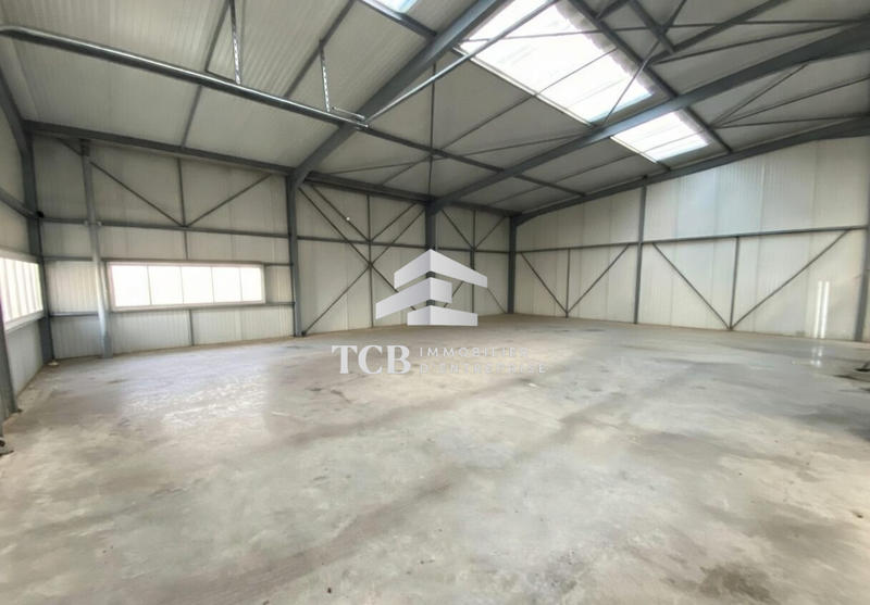 Local d'activités - 145 m²