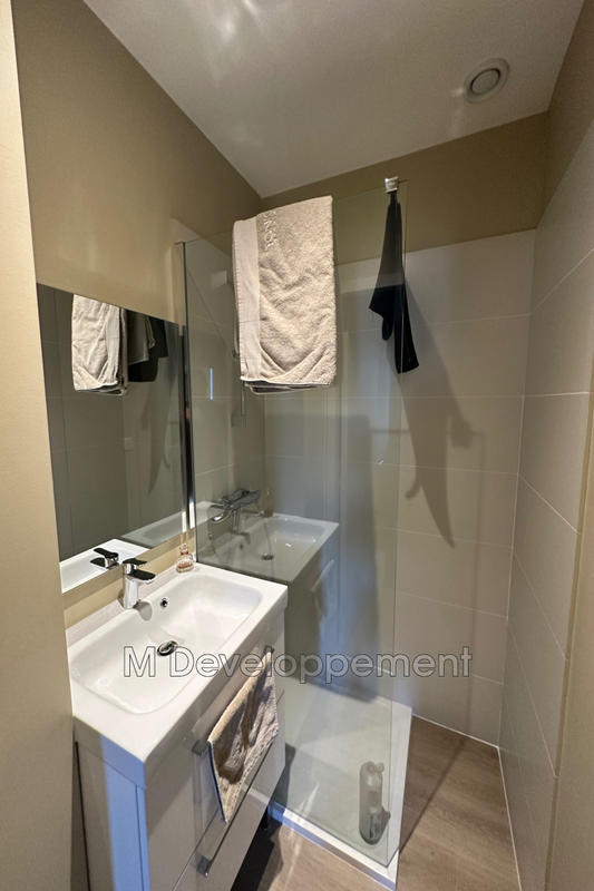 Local commercial - 105 m²