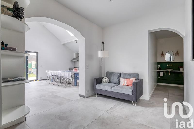 Maison - 166 m² - 7 pièces